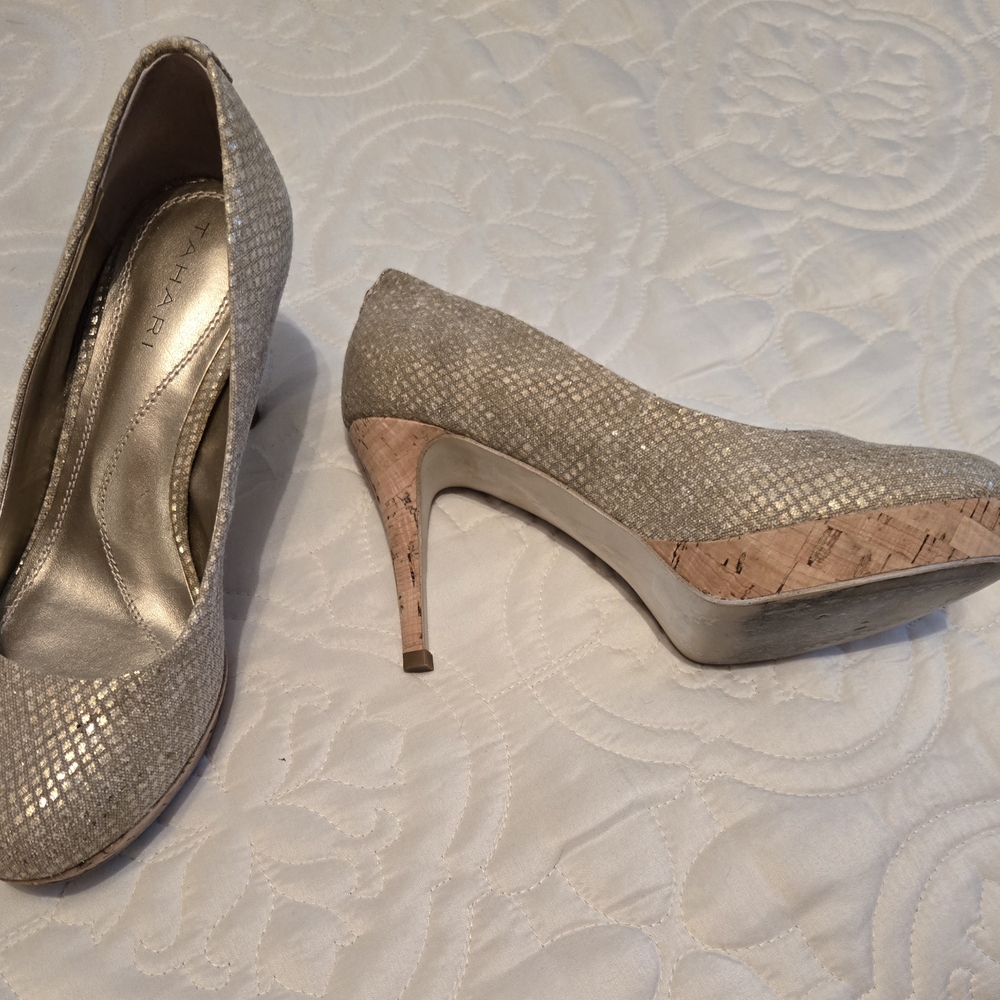 Tahari Silver Heels Elegant Design